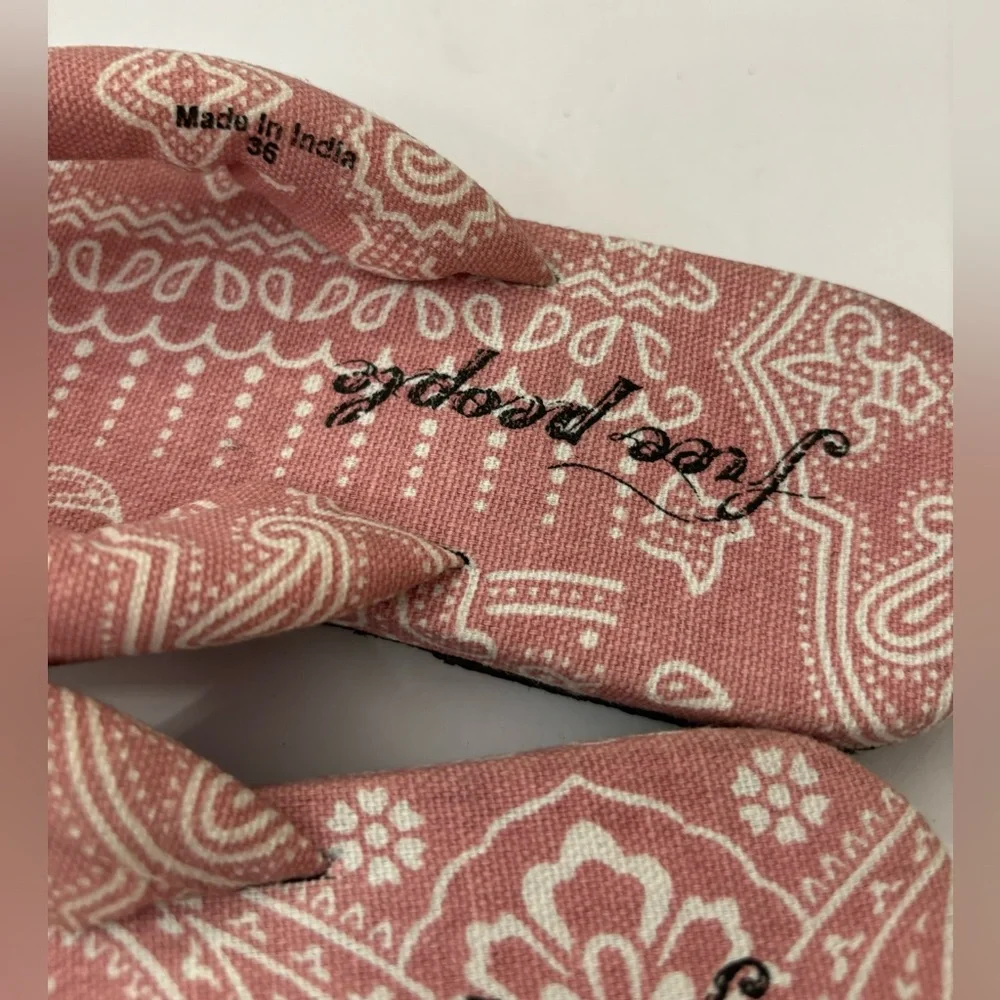 Free People Verda Women’s Boho Pink Organic Cotton Thong Sandals Size 6 Casual